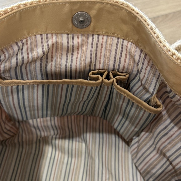 The Sak Tan Crochet Shoulder Bag with snap closure NWOT - Picture 8 of 8